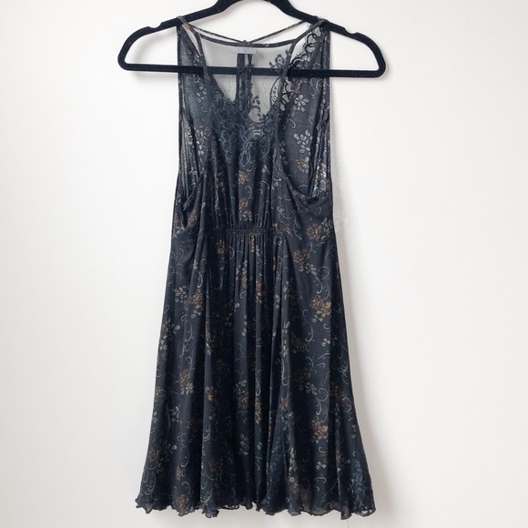 Free People • Black Lace Floral Slip Dress - Picture 3 of 8